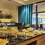 クルィニツァ カンファレンス ＆ スパ 4*