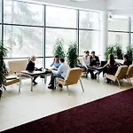 호텔 Conference & 4*