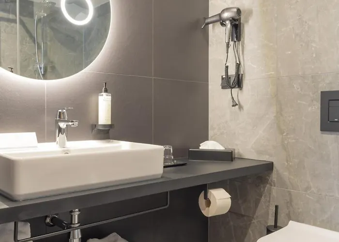 Conference & 호텔 4*