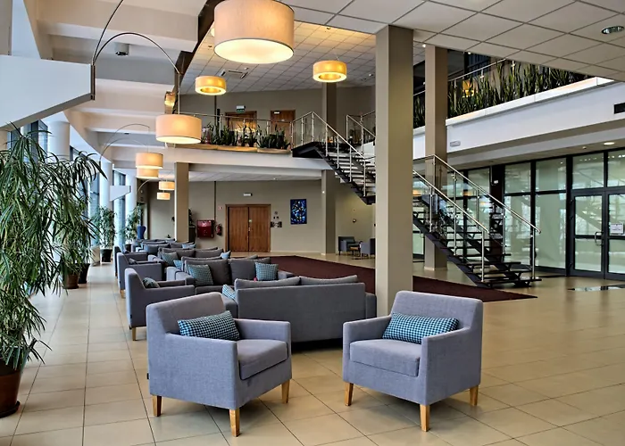 호텔 Conference & 크리니차 즈드로이