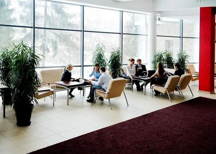 Hotel Conference & 4*