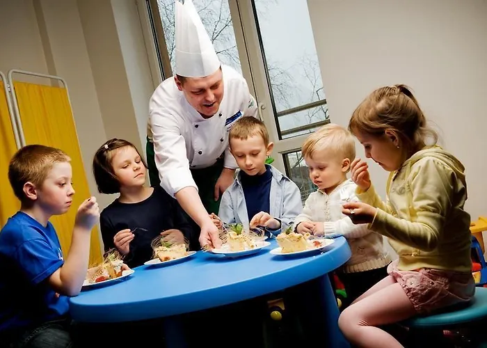 호텔 Conference & 크리니차 즈드로이